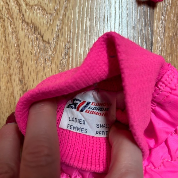 VINTAGE 80s 90s Pink Hat Gloves Set Ski Hot Pink Rabbit Fur Leather Aprés winter - Picture 6 of 9